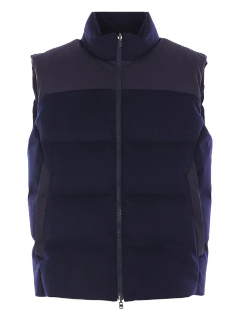 Sease lined vest with zip fastening