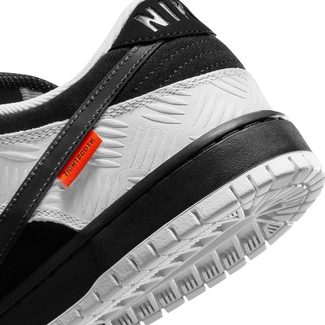 TIGHTBOOTH x Nike SB Dunk Low FD2629-100
