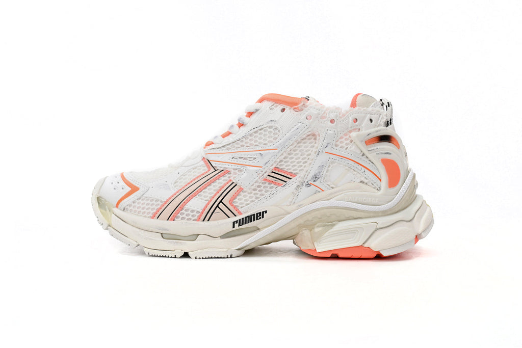 Balenciaga Runner Trainer Fluo Orange 677403W3RBM9770