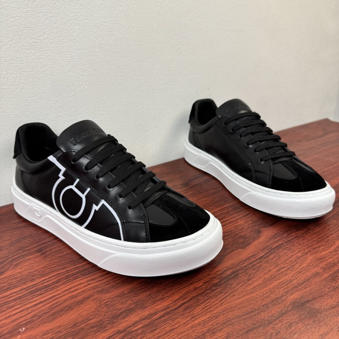 Ferragamo Men's Gancini Low-Top Sneakers